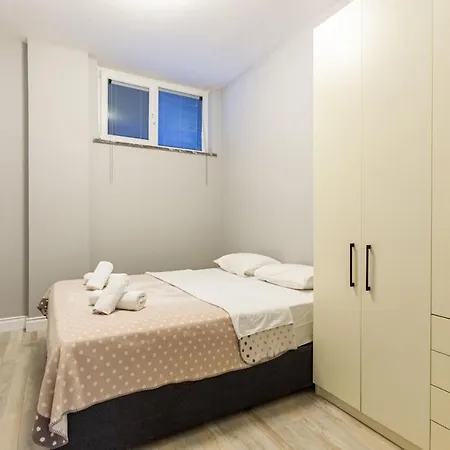 Cozy Flat With Central Location In Moda Kadikoy Διαμέρισμα